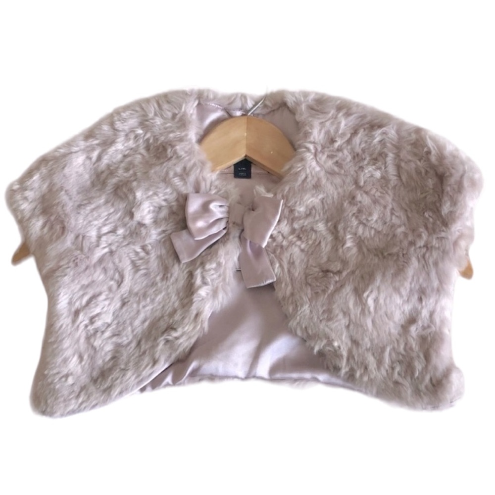 Faux fur cropped jacket